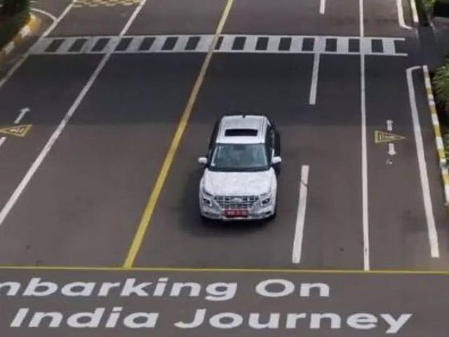 Hình ảnh được cho là mẫu Hyundai Venue chạy thử tại Ấn Độ