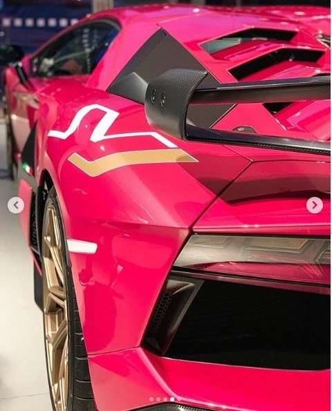 Thú chơi xe - Chiêm ngưỡng Lamborghini Aventador SVJ màu hồng siêu biến hóa (Hình 4).