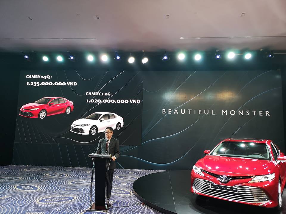 Toyota Camry 2019 nhập Thái, giá mềm hơn phiên bản lắp ráp