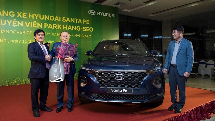 Những chiếc ô tô HLV Park Hang Seo được tặng từ khi dẫn dắt đội tuyển Việt Nam